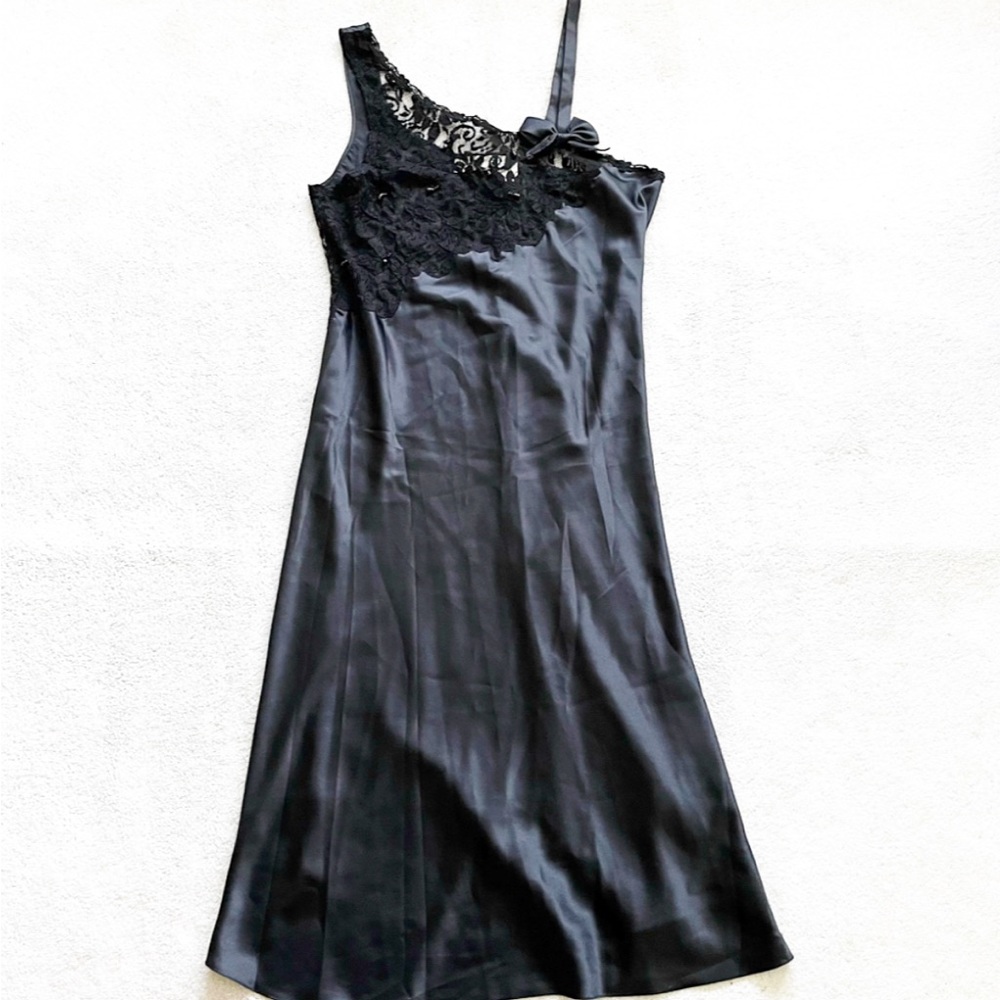 VICTORIA’S SECRET GOLD LABEL BLACK GOWN W/ SHEER LACE TOP SIZE LARGE CHIC Glam - Picture 10 of 10